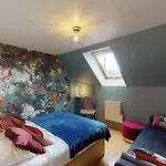 Сasa de vacaciones La Clef Decamp Chaignonnieres Roulotte 19 Pers Jacuzzi 15 Min *