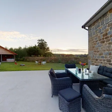 بيت للعطل Chaignonnieres Roulotte 19pers Jacuzzi 15min