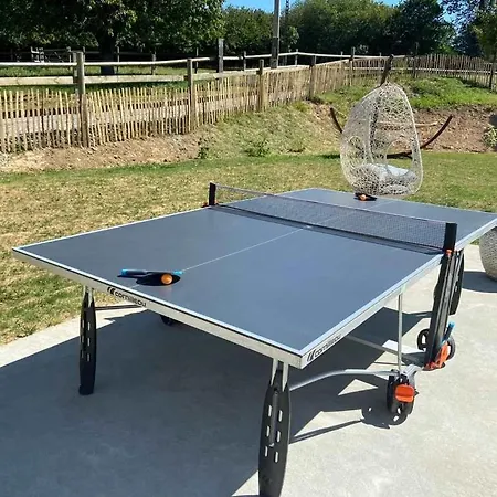 Semesterbostad Chaignonnieres Roulotte 19pers Jacuzzi 15min