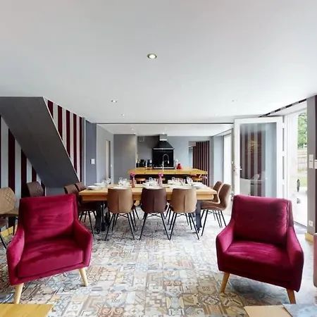 Chaignonnieres Roulotte 19pers Jacuzzi 15min * La Chaise-Beaudouin