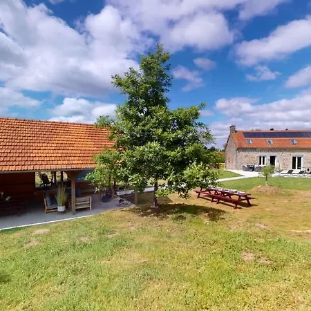 Semesterbostad Chaignonnieres Roulotte 19pers Jacuzzi 15min *