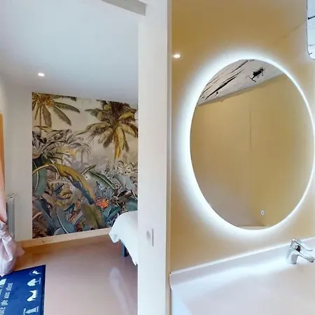 Semesterbostad Chaignonnieres Roulotte 19pers Jacuzzi 15min