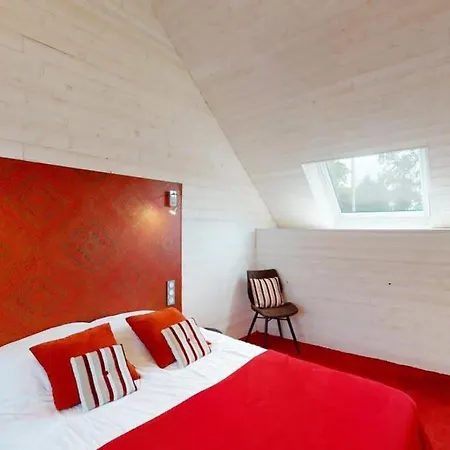 Chaignonnieres Roulotte 19pers Jacuzzi 15min Semesterbostad *