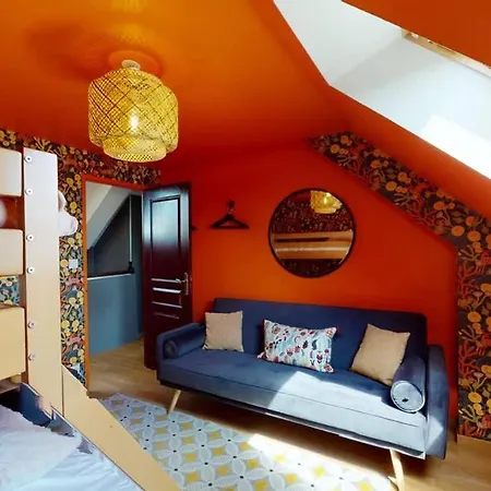 Chaignonnieres Roulotte 19pers Jacuzzi 15min Semesterbostad *