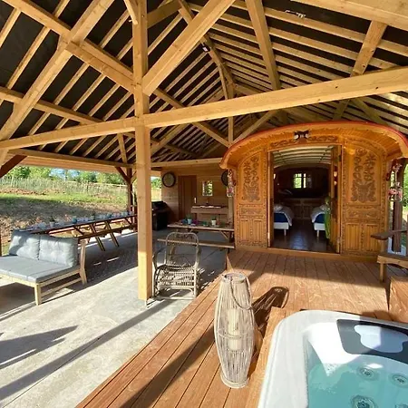 Chaignonnieres Roulotte 19pers Jacuzzi 15min *