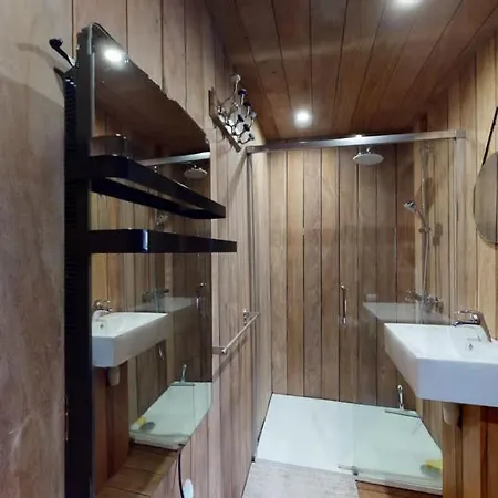 Chaignonnieres Roulotte 19pers Jacuzzi 15min Semesterbostad