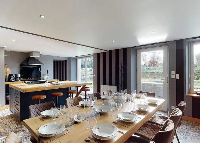 Chaignonnieres Roulotte 19pers Jacuzzi 15min