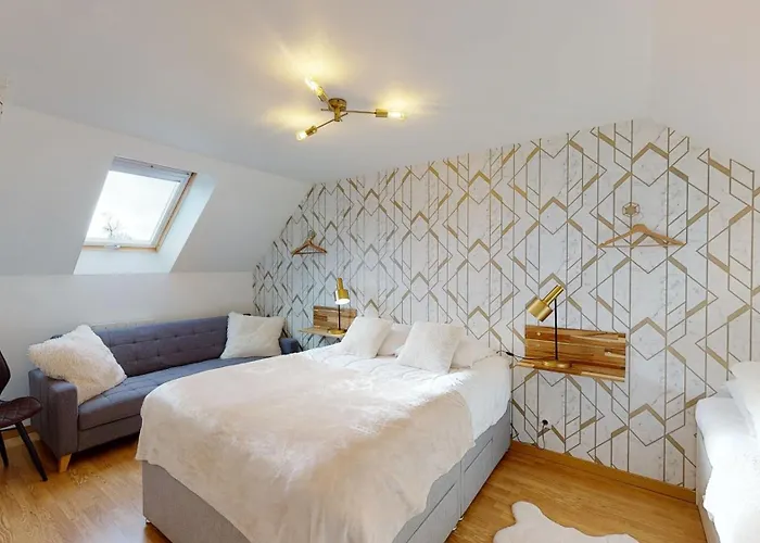 Chaignonnieres Roulotte 19pers Jacuzzi 15min *