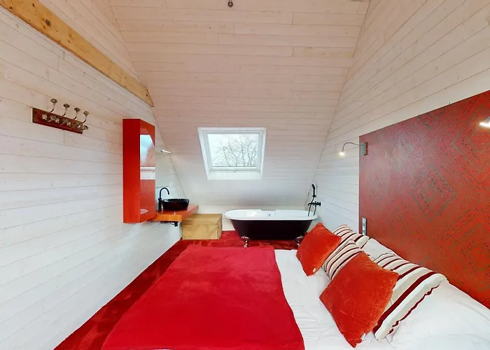 Chaignonnieres Roulotte 19pers Jacuzzi 15min *