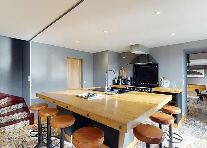 Chaignonnieres Roulotte 19pers Jacuzzi 15min * La Chaise-Beaudouin