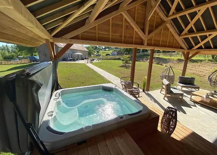 度假居 Chaignonnieres Roulotte 19pers Jacuzzi 15min