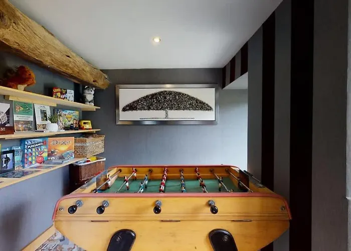 Chaignonnieres Roulotte 19pers Jacuzzi 15min 度假居 *