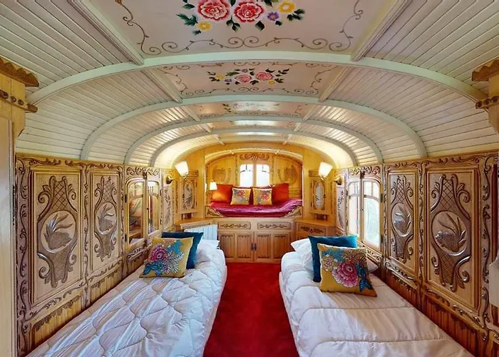 La Clef Decamp Chaignonnieres Roulotte 19pers Jacuzzi 15min * La Chaise-Beaudouin