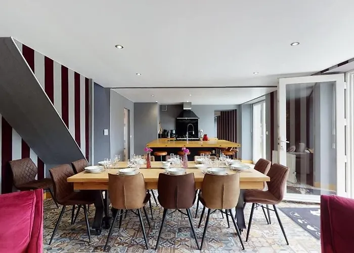 度假居 Chaignonnieres Roulotte 19pers Jacuzzi 15min