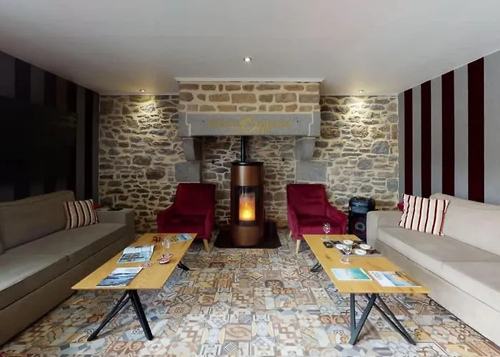 Casa de Férias Chaignonnieres Roulotte 19pers Jacuzzi 15min *