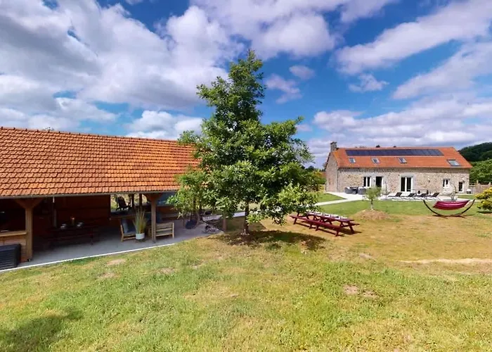 Prázdninový dům La Clef Decamp Chaignonnieres Roulotte 19pers Jacuzzi 15min *