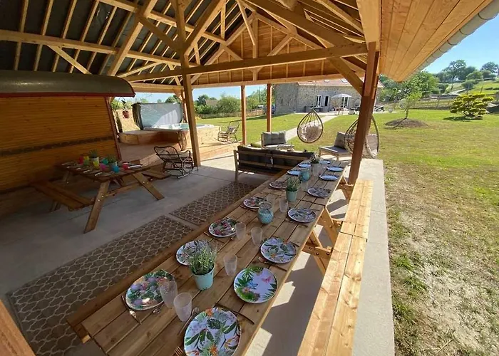 Chaignonnieres Roulotte 19pers Jacuzzi 15min *