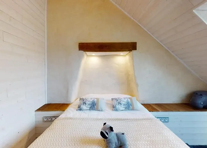 Prázdninový dům La Clef Decamp Chaignonnieres Roulotte 19pers Jacuzzi 15min