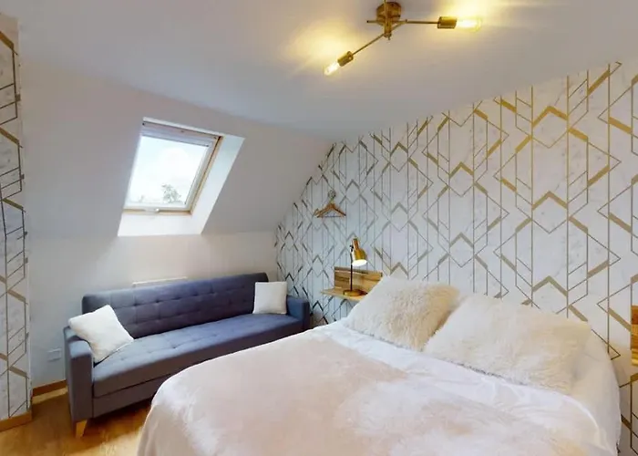 La Clef Decamp Chaignonnieres Roulotte 19pers Jacuzzi 15min La Chaise-Beaudouin