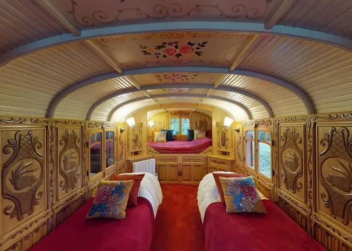 La Clef Decamp Chaignonnieres Roulotte 19pers Jacuzzi 15min * La Chaise-Beaudouin