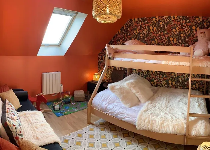 Chaignonnières Roulotte 19pers Jacuzzi 15min *