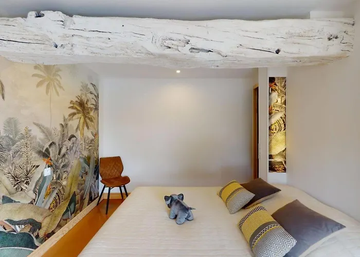 Chaignonnières Roulotte 19pers Jacuzzi 15min Casa vacanze